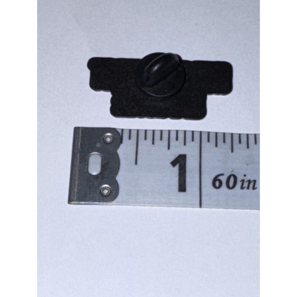 Not The Worst Employee Script Pin Brooch - Picture 2 of 2